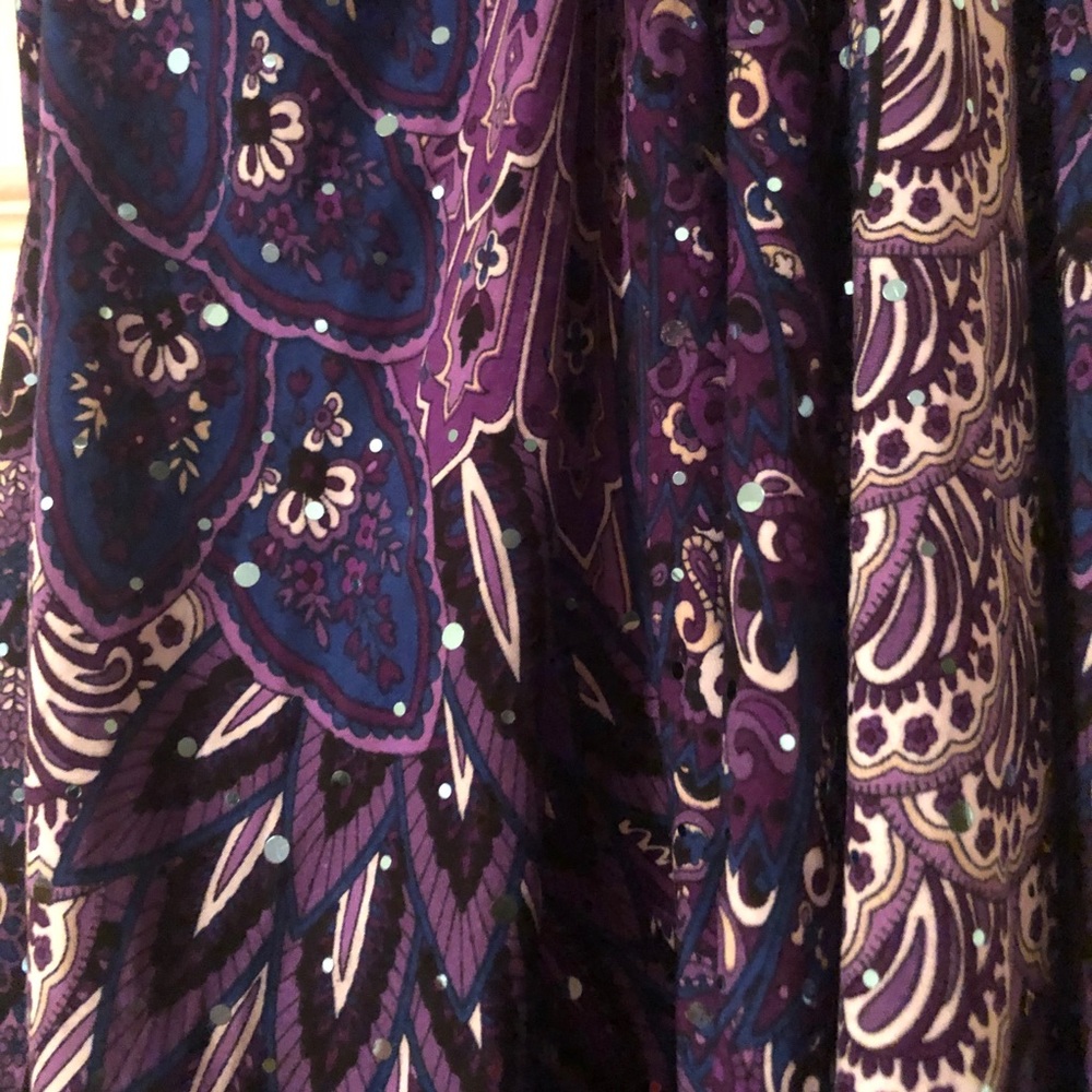 Multi-print Halter Top - Picture 2 of 4